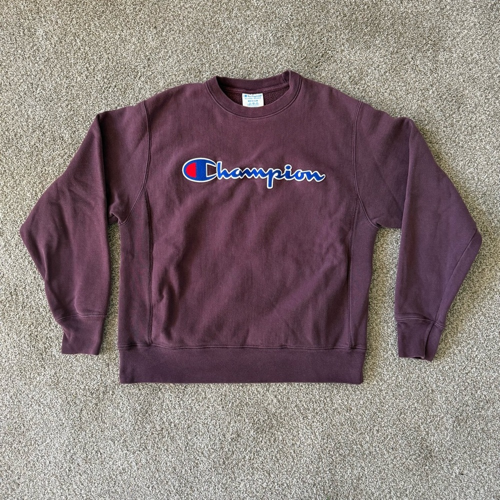 Champion Reverse Weave Spellout Logo Crewneck Sweatshirt | Size Medium